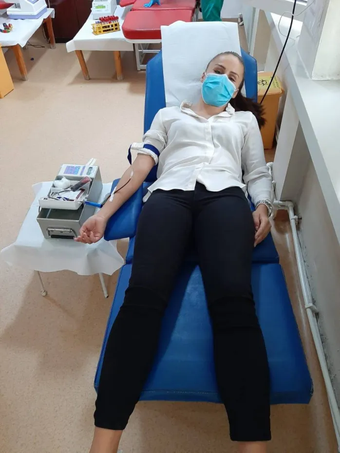 Foto Polițiști de la IPJ Olt, vindecați de COVID-19, au donat sânge 