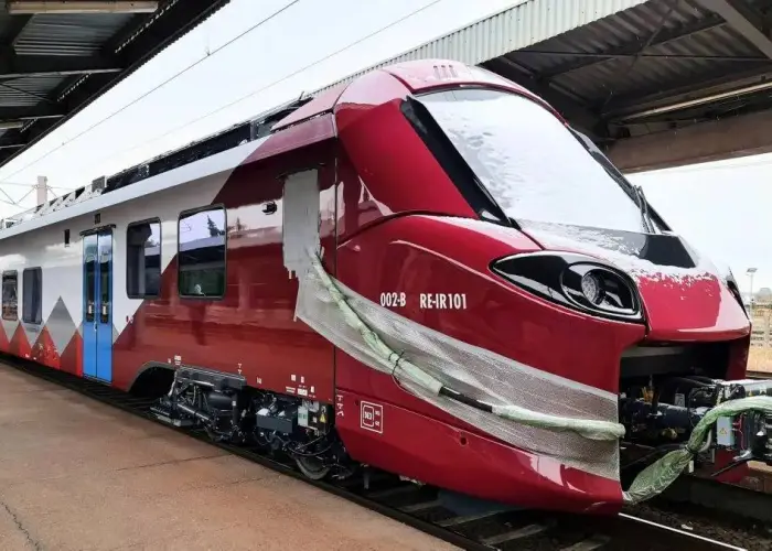 Foto CFR Călători suplimentează trenurile spre litoral de 1 Mai: curse directe spre Constanța și Mangalia