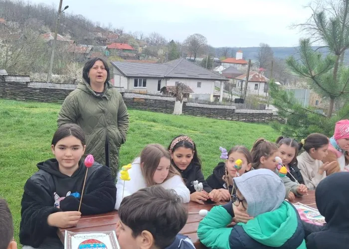 Foot Ateliere creative pentru copii la Cula Cernăteștilor