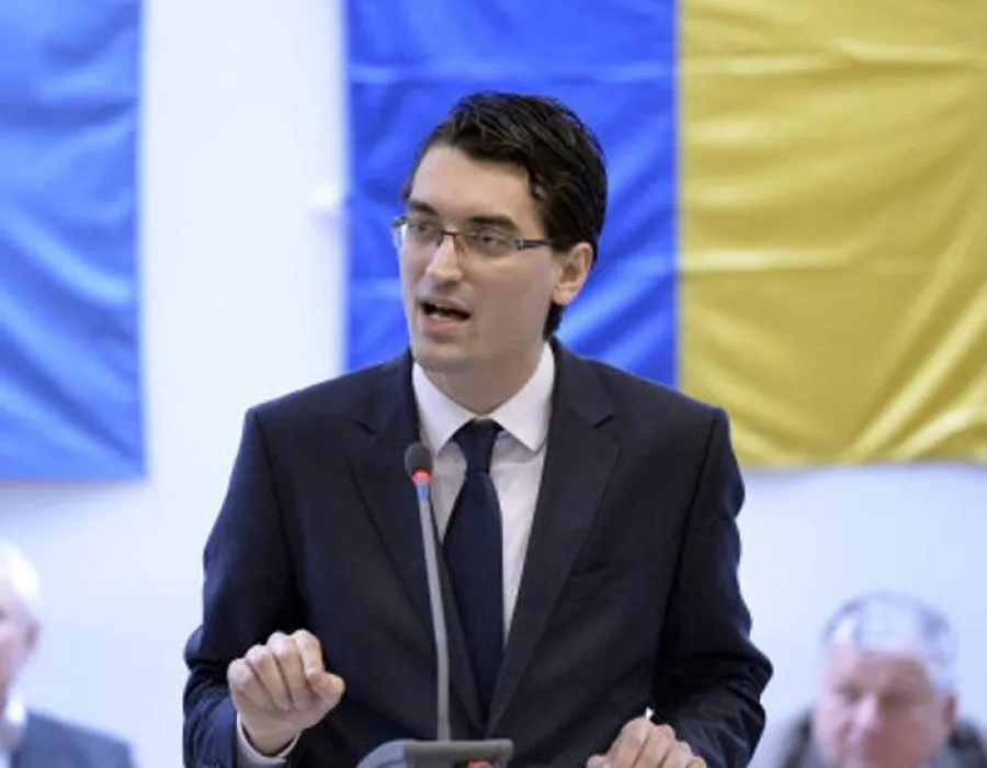 Foto Răzvan Burleanu, noul preşedinte al FRF: «Situaţia CSU Craiova este foarte delicată»