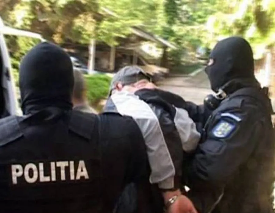 Foto Teroriştii Craiovei, săltaţi de DIICOT