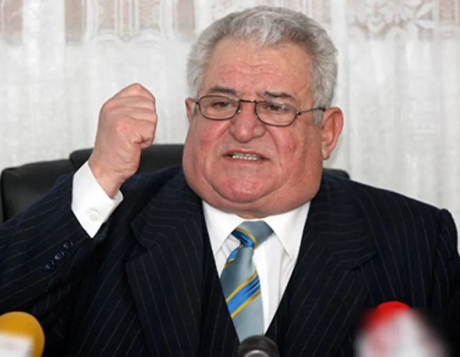 Foto Mischie aplică «metoda Năstase»