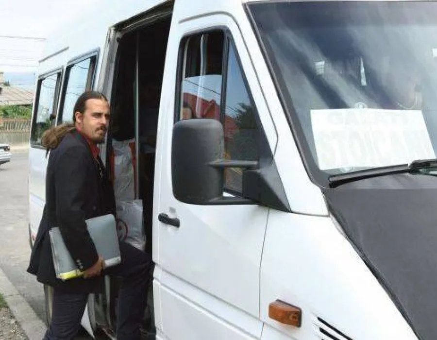 Foto Procese pe rol pentru decontarea navetei profesorilor