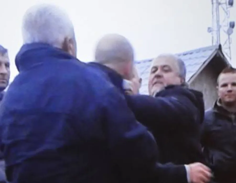 Foto Ameninţări cu moartea din partea primarului din Leu