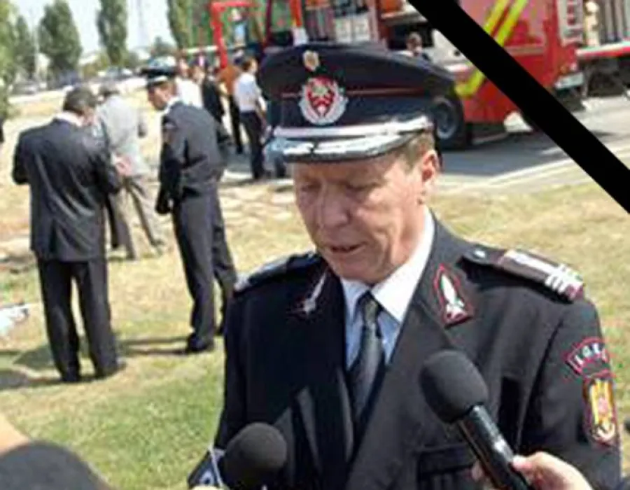 Foto Gl.bg.(r) Răducan Liviu a încetat din viaţă
