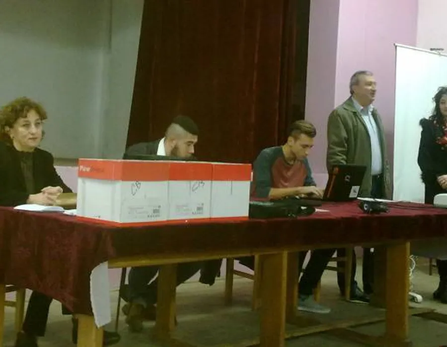 Foto S-a ales «vocea elevilor» din judeţul Dolj