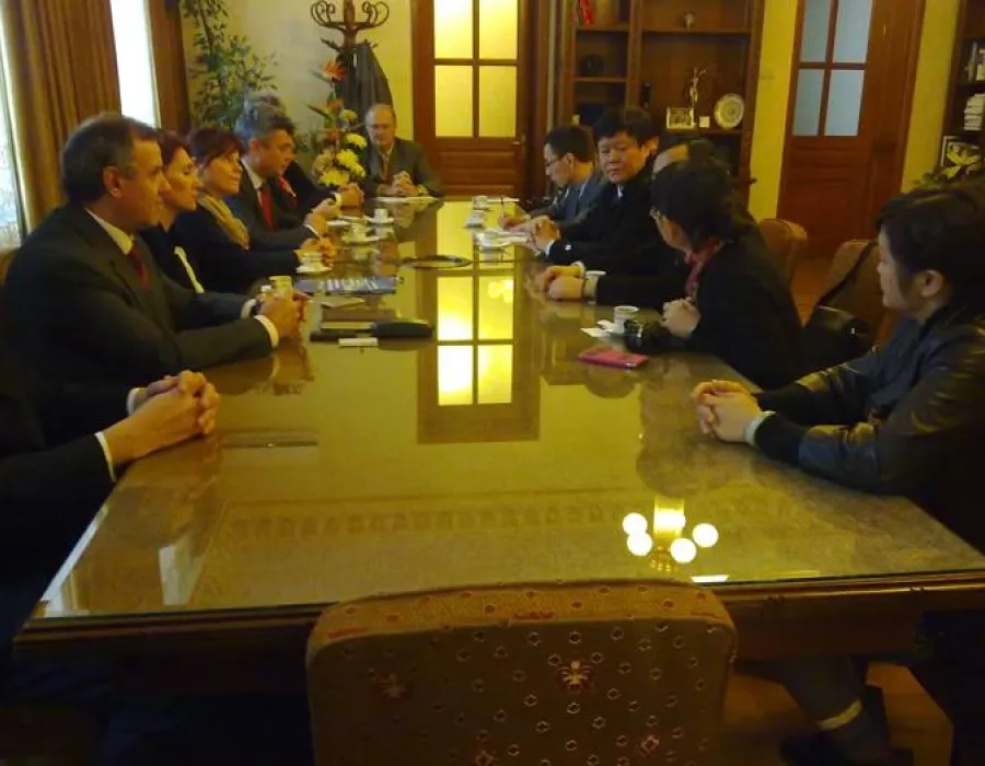 Foto Colaborare între Universitatea din Craiova şi Universitatea Tehnologica din China