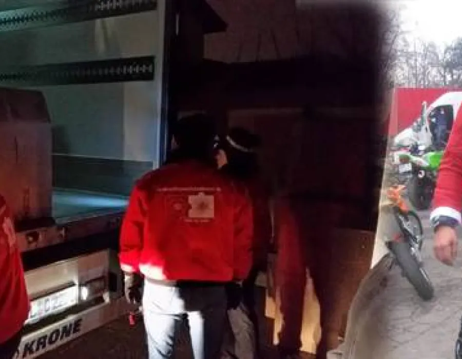 Foto 80.000 de cadouri de la un Moş Crãciun german