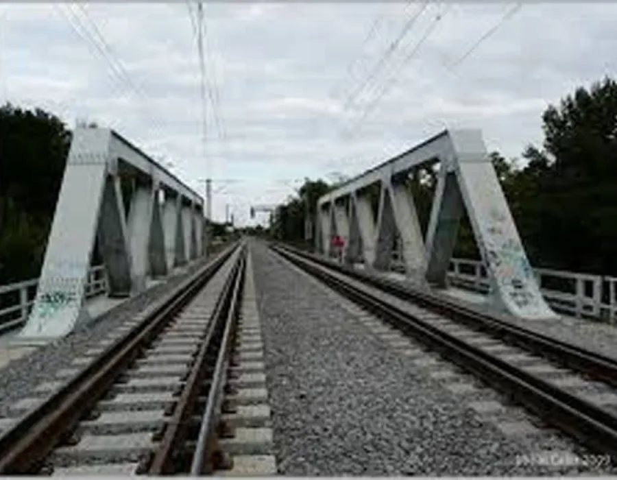Foto OLT. 10 milioane de euro pentru reabilitarea unui pod feroviar