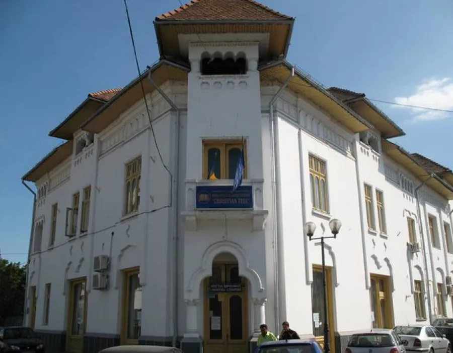 Foto Sala de lectură a Bibliotecii «Christian Tell» a fost modernizată