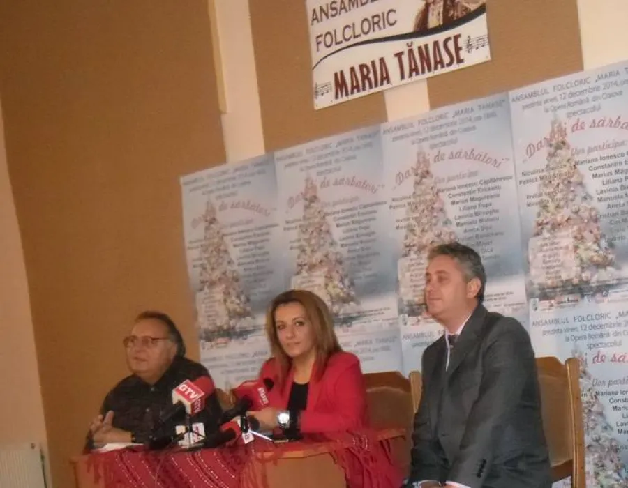 Foto Joc şi voie bună pe scenă
