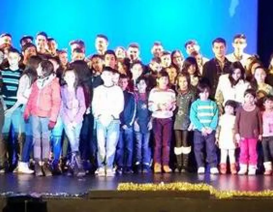 Foto «Crăciun în jurul lumii» organizat de AIESEC Craiova