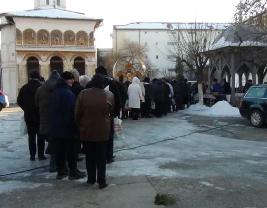 Foto Agheasma s-a luat în linişte la Craiova