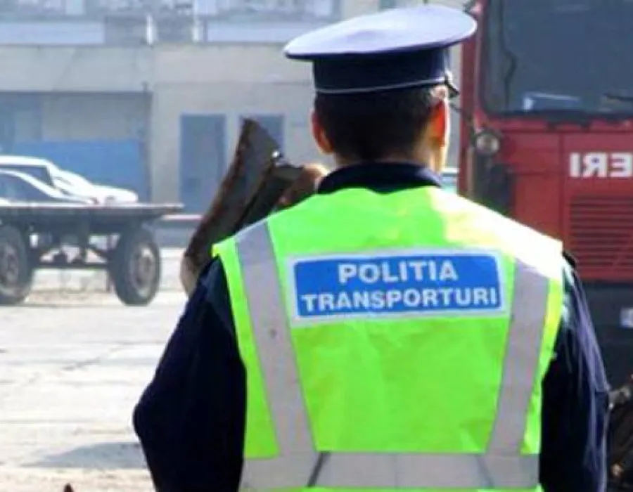 Foto Activitatea poliţiştilor din cadrul Biroului de Poliţie Transporturi