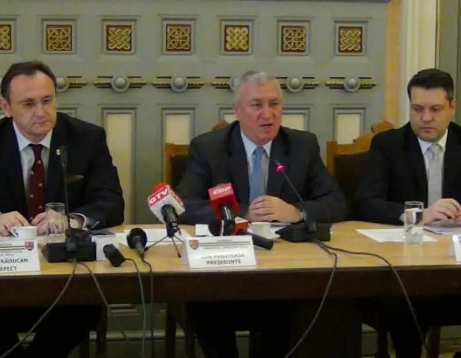 Foto 2015 va  fi cel mai bun an investiţional din istoria Consiliului Judeţean Dolj