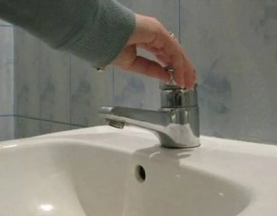 Foto Timp de cinci ore se opreşte apa în Craiova