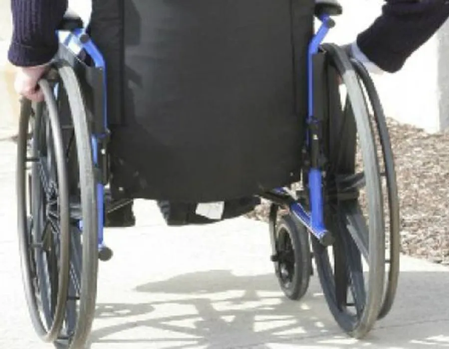 Foto Un nou centru de îngrijire şi asistenţă pentru tinerii cu dizabilităţi