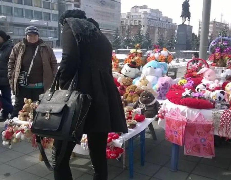 Foto Valentine‘s Day şi Sâmbăta Morţilor