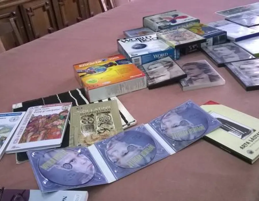 Foto Universul cultural, la Biblioteca «Aman»