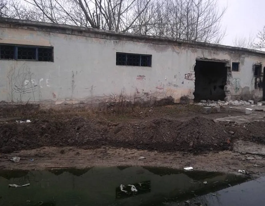 Foto Şi totuşi, stadionul de atletism se construieste