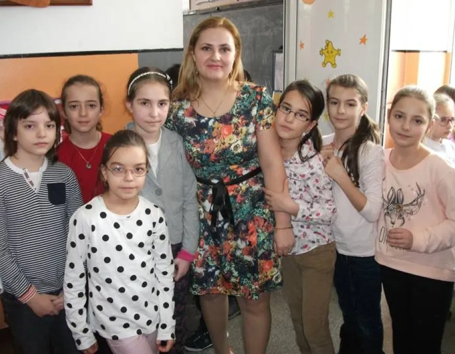 Foto Mărţişoare, flori şi poezii din dragoste de mamă