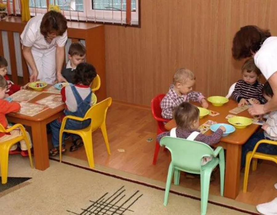 Foto Teroare la creşele din Craiova