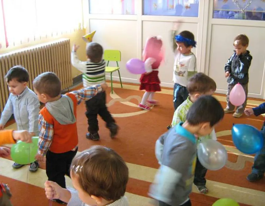 Foto S-a modificat schimbarea! Părinţii vor plăti doar 10 lei la creşă