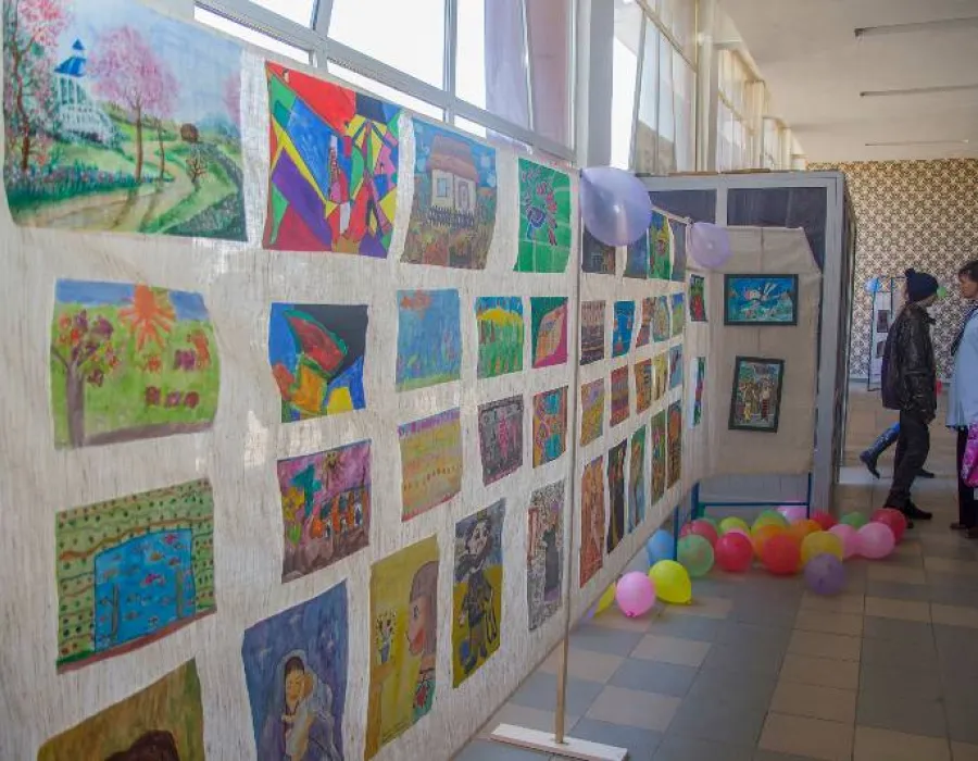 Foto Salonul de Pictură ”Arte Mici”