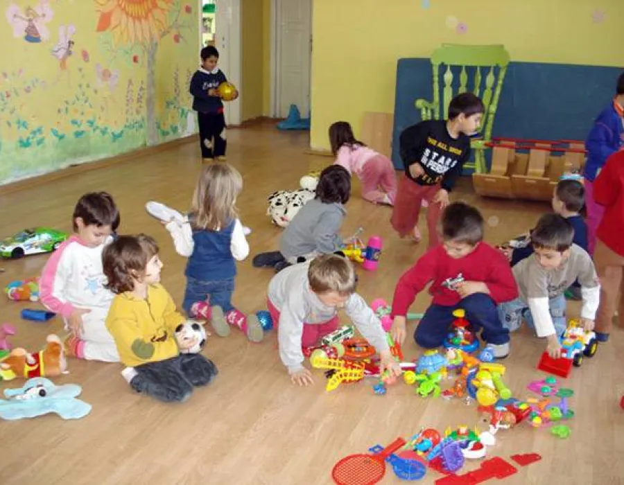 Foto Părinţii au aflat sumele minime şi maxime pentru copiii din creşe