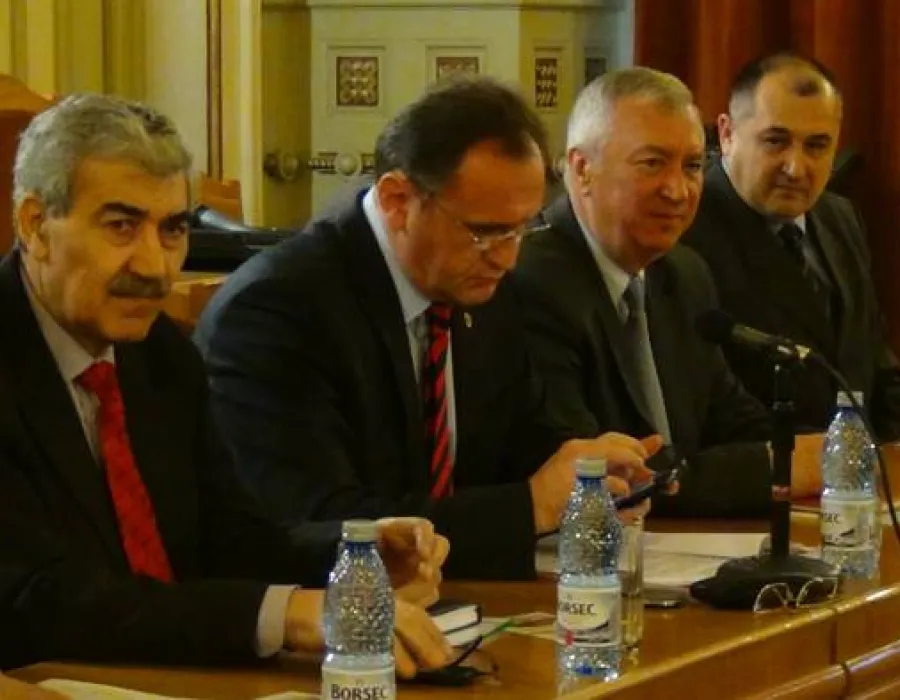 Foto Împădurirea - soluţia ideală pentru a salva terenurile degradate din Dolj