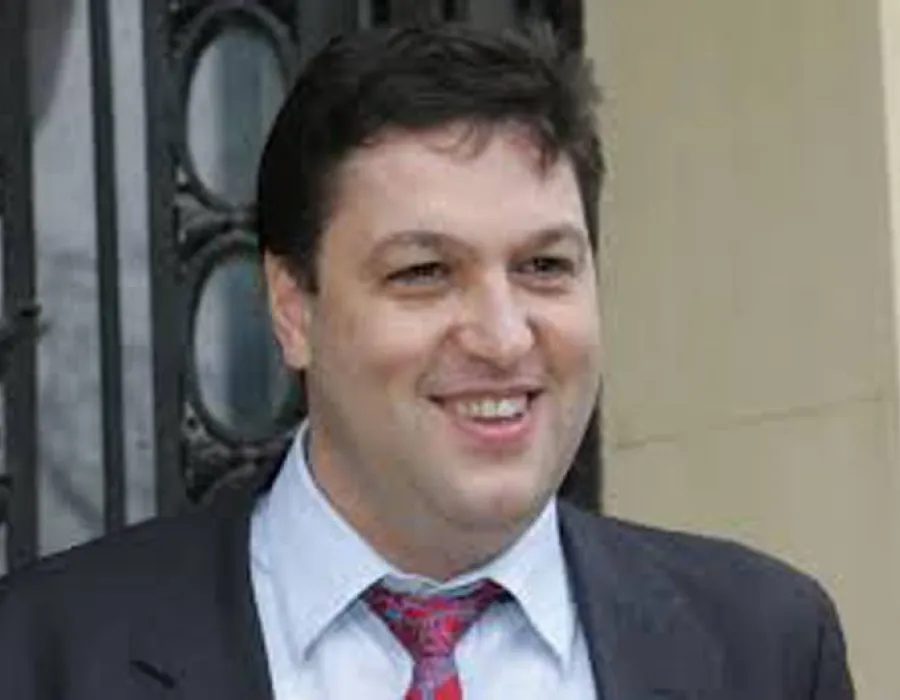 Foto Parlamentarul de Mehedinţi, Şerban Nicolae, nu mai vrea politicieni în cătuşe