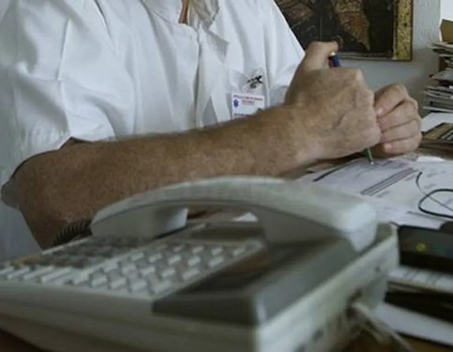 Foto De sărbători, medicii asigură urgenţele