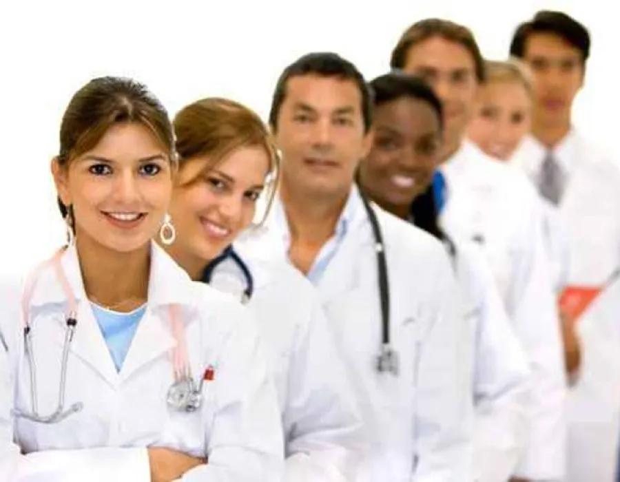 Foto 300 de cadre sanitare participă la simpozionul “Patologia respiratorie în practica medicală curentă”
