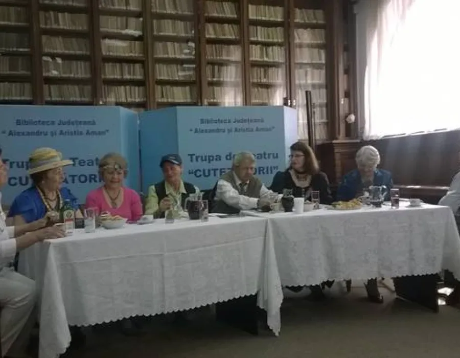 Foto Întrunire a bibliotecarilor din Dolj