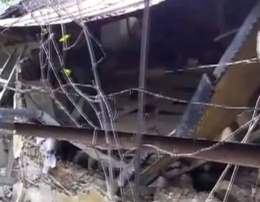 Foto VIDEO / BATRANA ajunsa la SPITAL in urma unei EXPLOZII