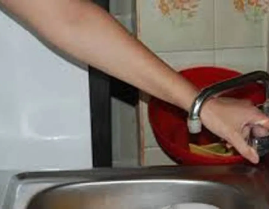 Foto Se întrerupe alimentarea cu apă!