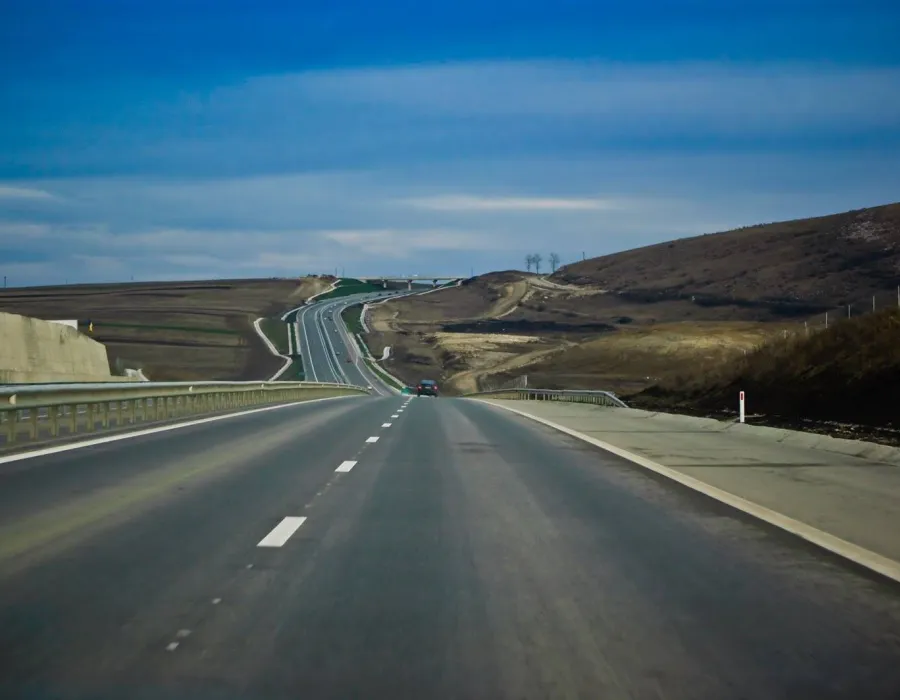 Foto Europa spune NU autostrăzii Timişoara-Craiova. Cum se bat giganţii Ford şi Renault pentru drumurile vestului