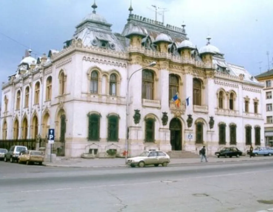 Foto Perchezitii in cadrul primariei. DNA ridica documente