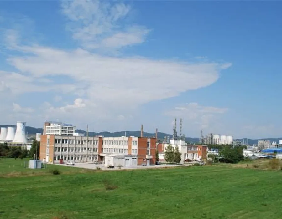 Foto ALARMĂ pe PLATFORMA CHIMICĂ!