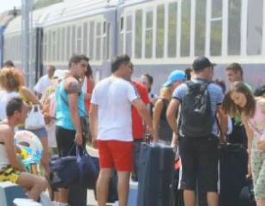 Foto Trenurile Soarelui