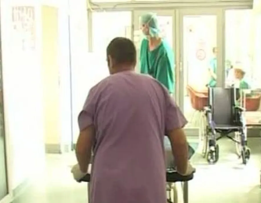 Foto Acuzaţii de malpraxis, reclamate la 112: Un bărbat acuză medicii de moartea nou născutului său