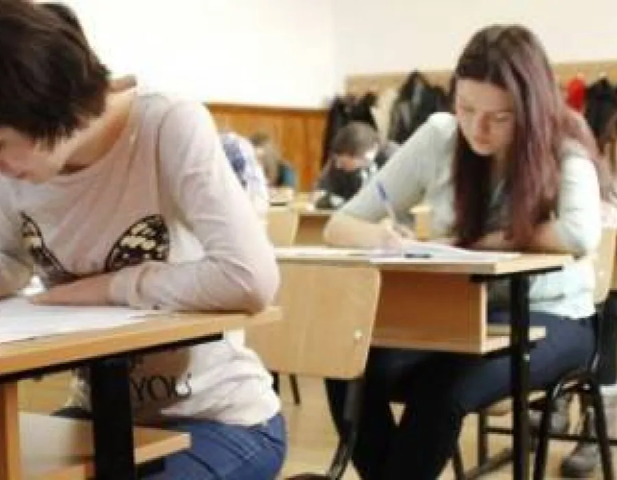 Foto În judeţul Mehedinţi, nu se susţine proba la limba maternă