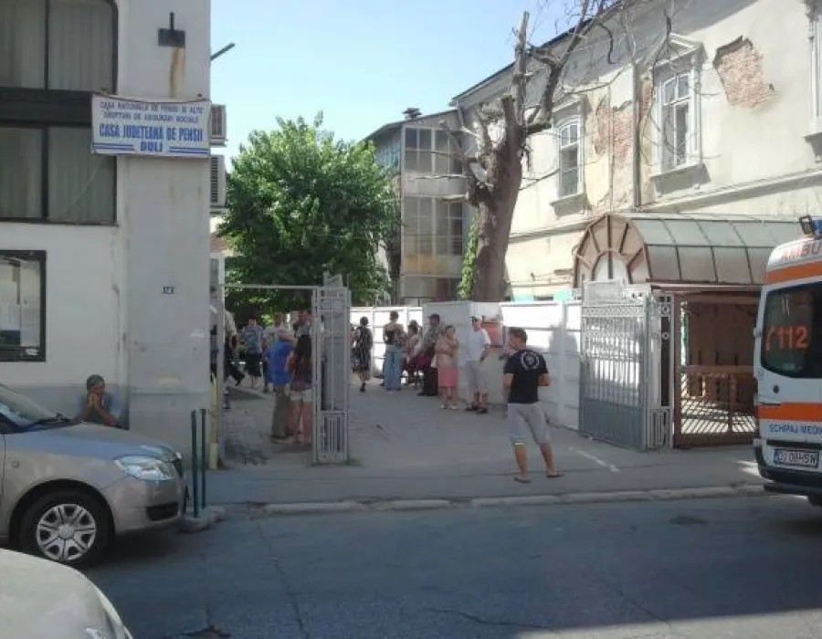 Foto Casa de Pensii Dolj trebuie să se mute