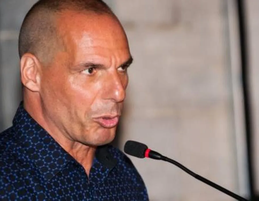 Foto Grecii spun “NU” Europei: Ministrul grec de finanţe, Yanis Varoufakis, demisionează