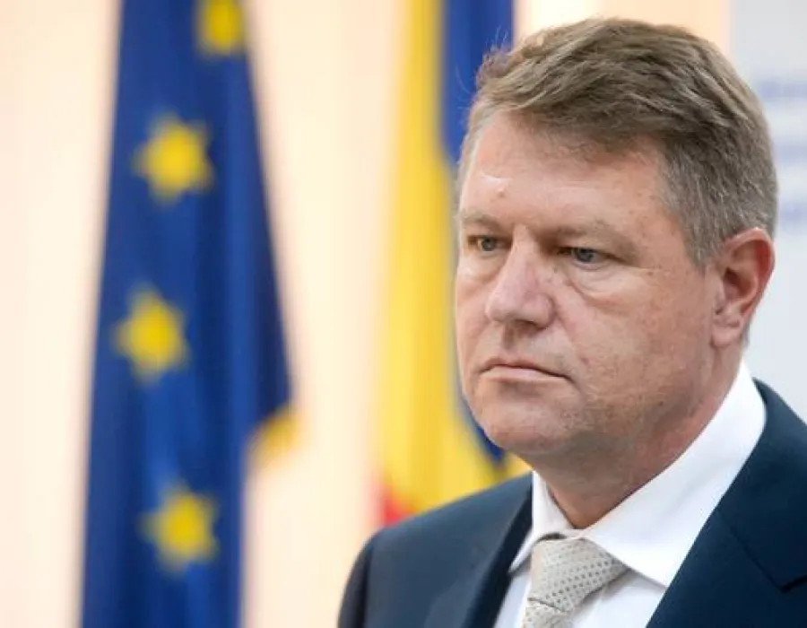 Foto Preşedintele Iohannis a semnat decretul de numirea judecătorului Ionel Barbă în funcţia de preşedinte al Secţiei de contencios administrativ şi fiscal a ÎCCJ