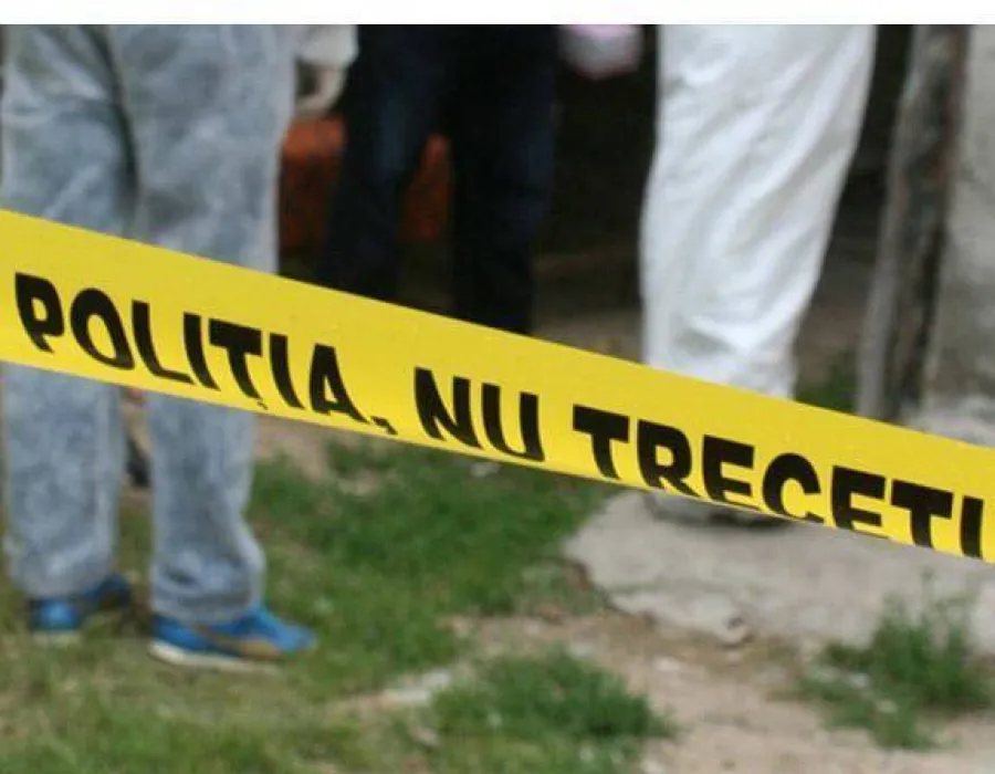 Foto CRIMĂ la GRĂDIŞTEA? Bărbat găsit mort în mijlocul străzii