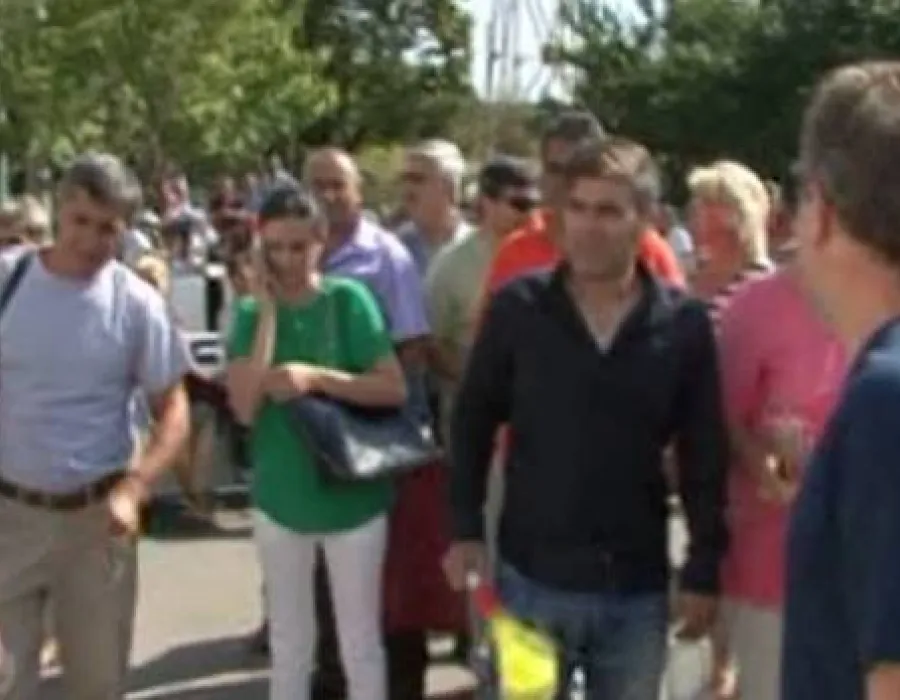 Foto PROTEST la RAAN în Mehedinţi. Un reprezentant al Ministerului Economiei a fost sechestrat de grevişti VIDEO