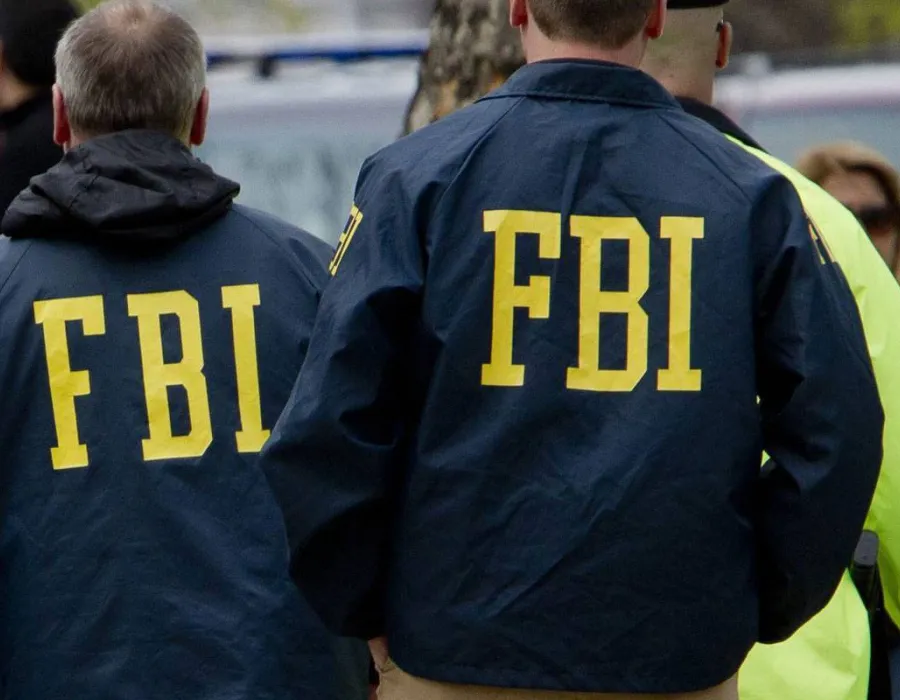 Foto FBI şi EUROPOL, perchezitii de proporţii în România. 12 români, urmăriţi penal