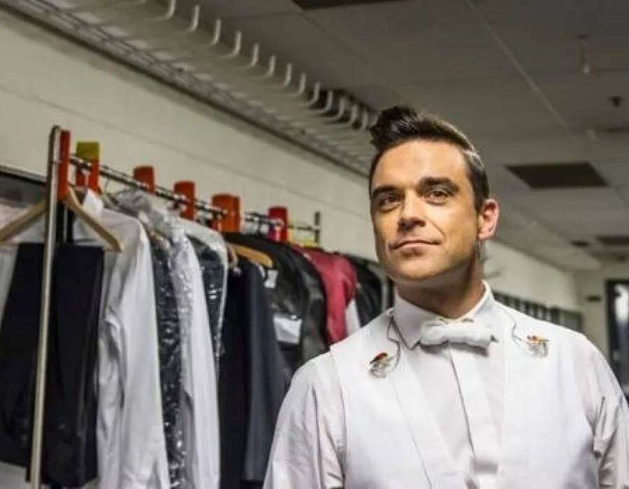Foto Robbie Williams, implicat într-un accident rutier în Capitală