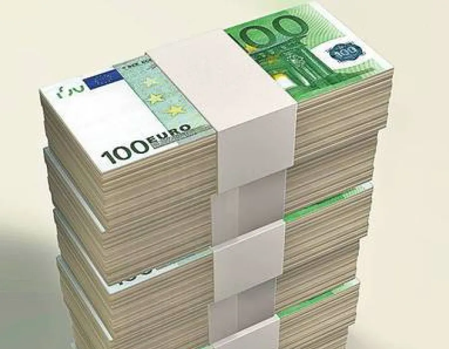 Foto Veste bună pentru români! Statul îţi dă 10.000 de euro